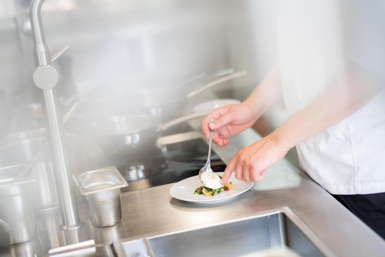 Culinarium Alpinum Hotel Stans Bagian luar foto